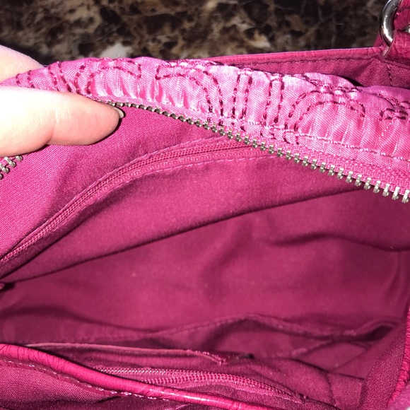 Liz Claiborne mini bag. - Picture 3 of 6